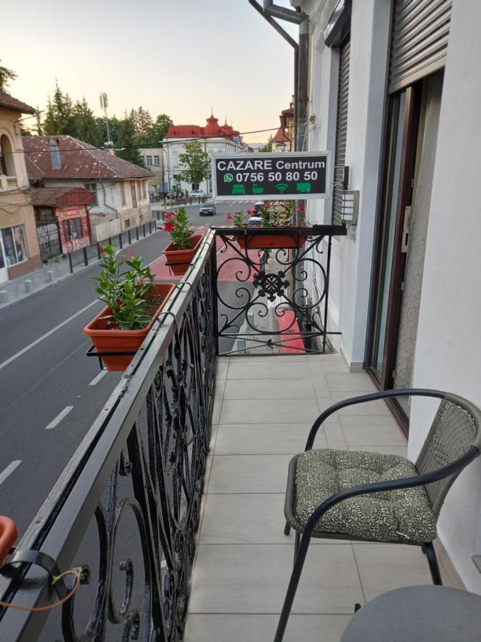Cazare Centrum Curtea de Argeş エクステリア 写真